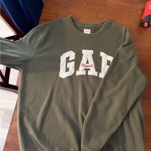 GAP olive crewneck